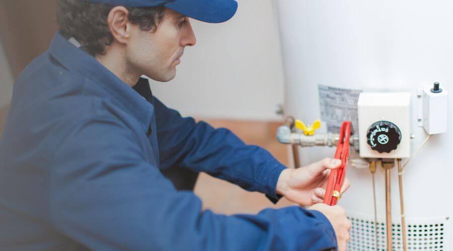 Expert burst pipe repair services in Guntown, MS